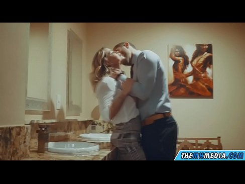 ❤️ When a busty blonde seduces you in a public toilet ☑ Porno vk at en-gb.killvs.top ️❤